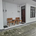 Rumah Kayu Putih